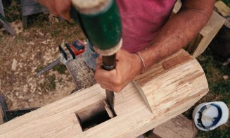 Unelte de secol XII pentru renovarea catedralei Notre-Dame